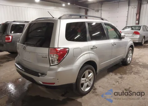 2010 Subaru Forester 2.5X Premium z USA, uszkodzony, nr VIN JF2SH6CC5AH710879